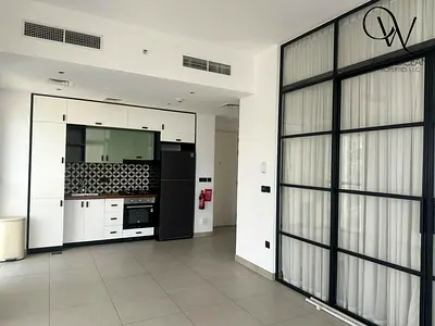 High floor / Vacant / Community view