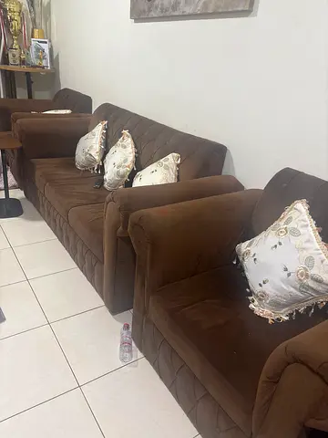 Brown 3-Seater Sofas Set (2+1) in Good Condition