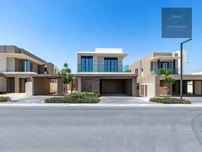 Luxury 4BR Villa | Spacious | Prime Community