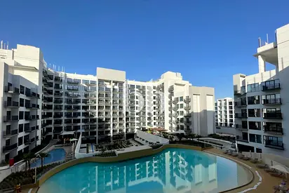 Luxury Furnished | Pool View | Chiller Free New