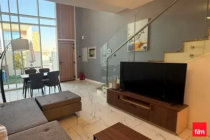 Corner Unit | Fully Furnished | Ready To Move