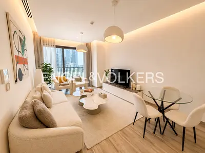Fully Furnished | Large Layout | Vacant