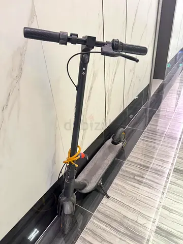 Used electric scooter - foldable commuter scooter with LED display