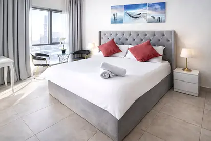 Studio in Dubai Marina near Sea & metro (No commission & all bills included)