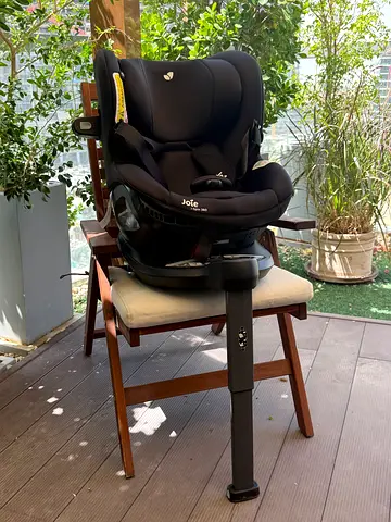 Joie Rotate 360 Infant/Toddler Car Seat - Good Condition