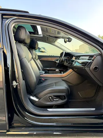 2021 AUDI A8 缩略图 8