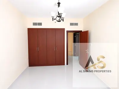 12cheque!Lavish 2Bhk with wardrobe parking