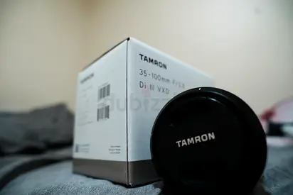 Tamron 35-100mm f/2.8 Di III VXD lens (with box and cap + free diffusion filter) - good condition