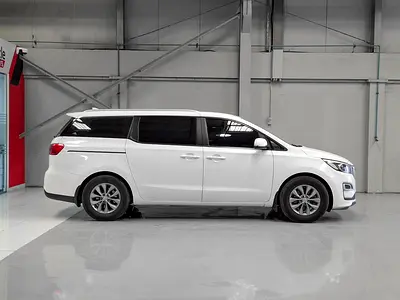 2020 KIA CARNIVAL 缩略图 4