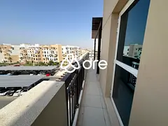 Premium 2-Bedroom | Burj Khalifa View | Chiller Free