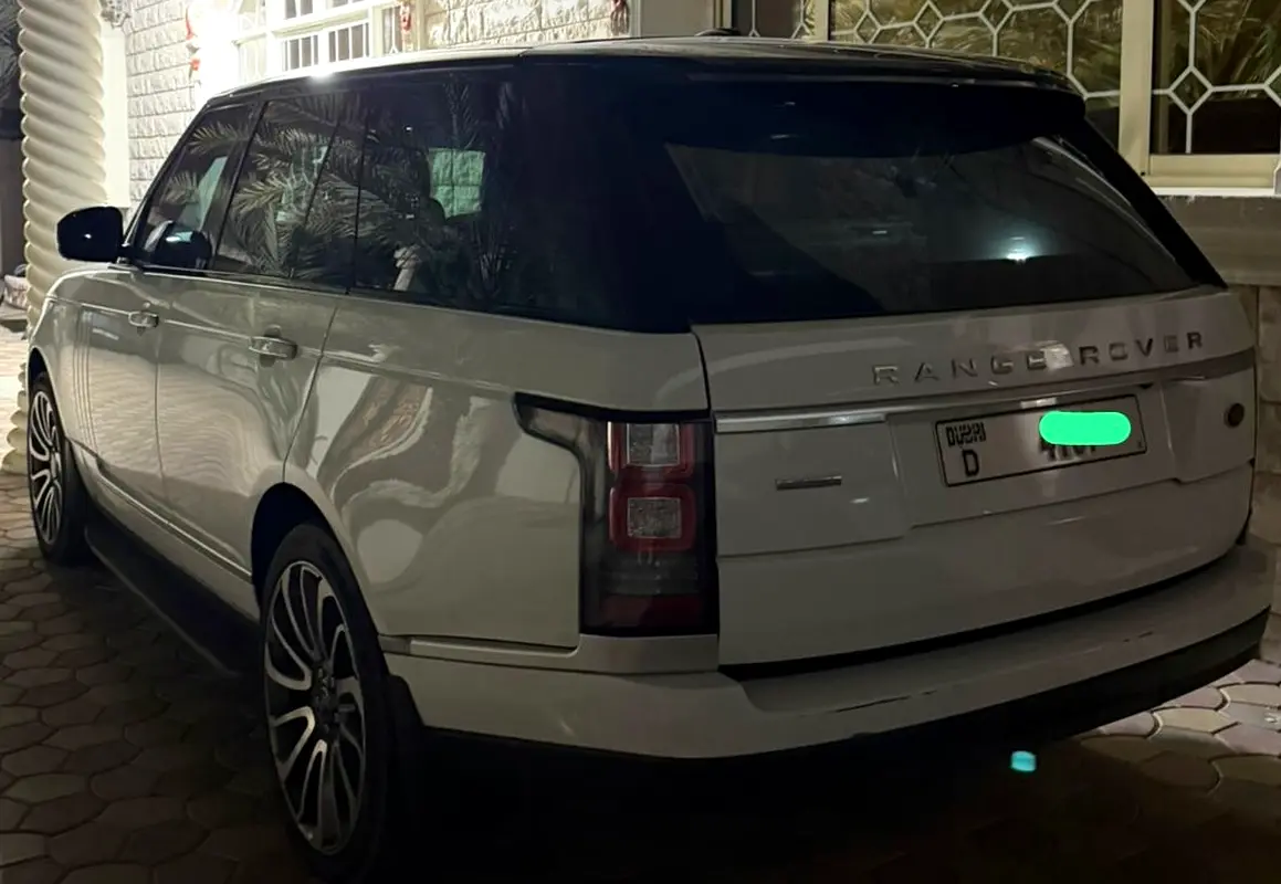 Land Rover Range Rover 2015 — photo 1 of 5