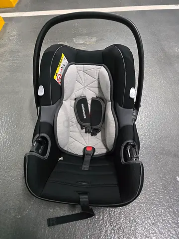 Mothercare Infant Carrier Car Seat - Perfect Condition, used once.