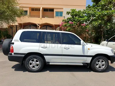 Toyota land cruiser GXR