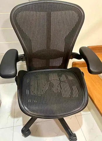 selling Herman Miller Aeron chair model B