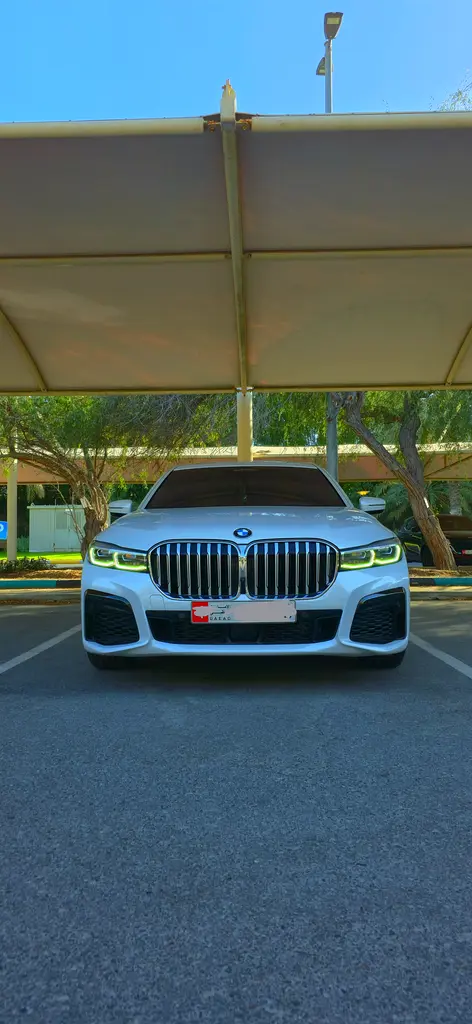 BMW 7-Series 2020 — photo 1 of 11