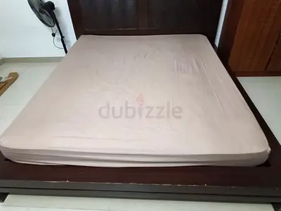 Bed with out mattress