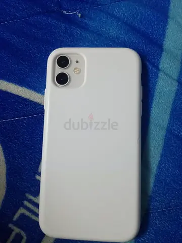 iPhone 11 ,128gb free magsafe case
