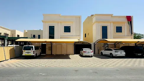 🏠 للايجار فيلا في الزاهيه عجمان _ 5 غرف ماستر ومجلس وصاله وغرفه خادمه
