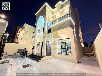 Palace at the price of a villa, freehold ownership for all nationalities, high-end finishing, 6 master bedrooms with a roof terrace.