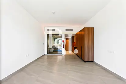 Brand New Studio| Skyline View| Semi-furnished
