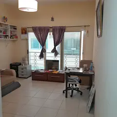 Spacious Room Rent at Oud Metha Metro