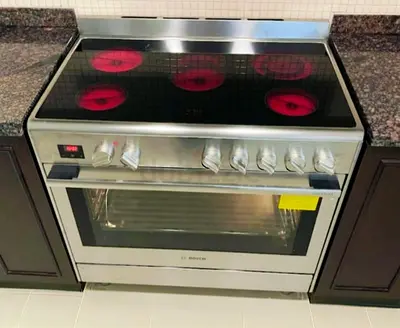 Bosch Series 8 Premium Electric Cooker 90 cm – Italian Style Design