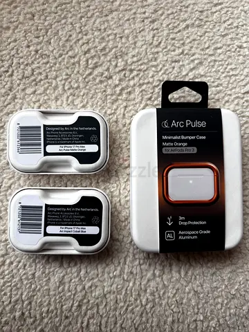 (Set of 3) Arc Pulse Case + AirPods Pro 3 case (orange) for iPhone 17 Pro Max + Arc Impact (blue)