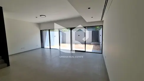 🏡 استثمر في الهدوء والطبيعة داخل مسار