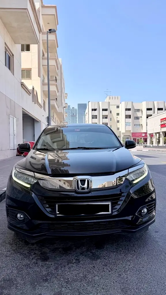 Honda HR-V 2021 — photo 1 of 16