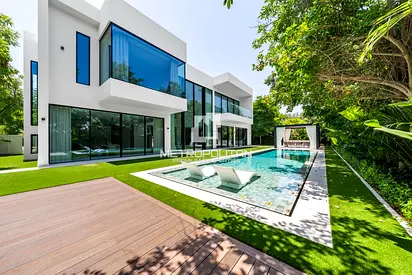 Fully Upgraded| Turnkey Furnished| European Finish