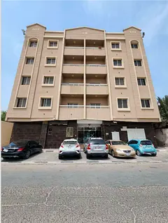 For sale directly from the owner, a building in Al Rashidiya 2, a residential investment area, in an