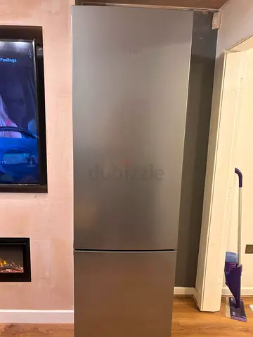 Bosch 4th series fridge with bottom freezer