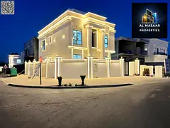 Corner villa for sale, classic design. Price includes transfer fees. Freehold ownership for all nati