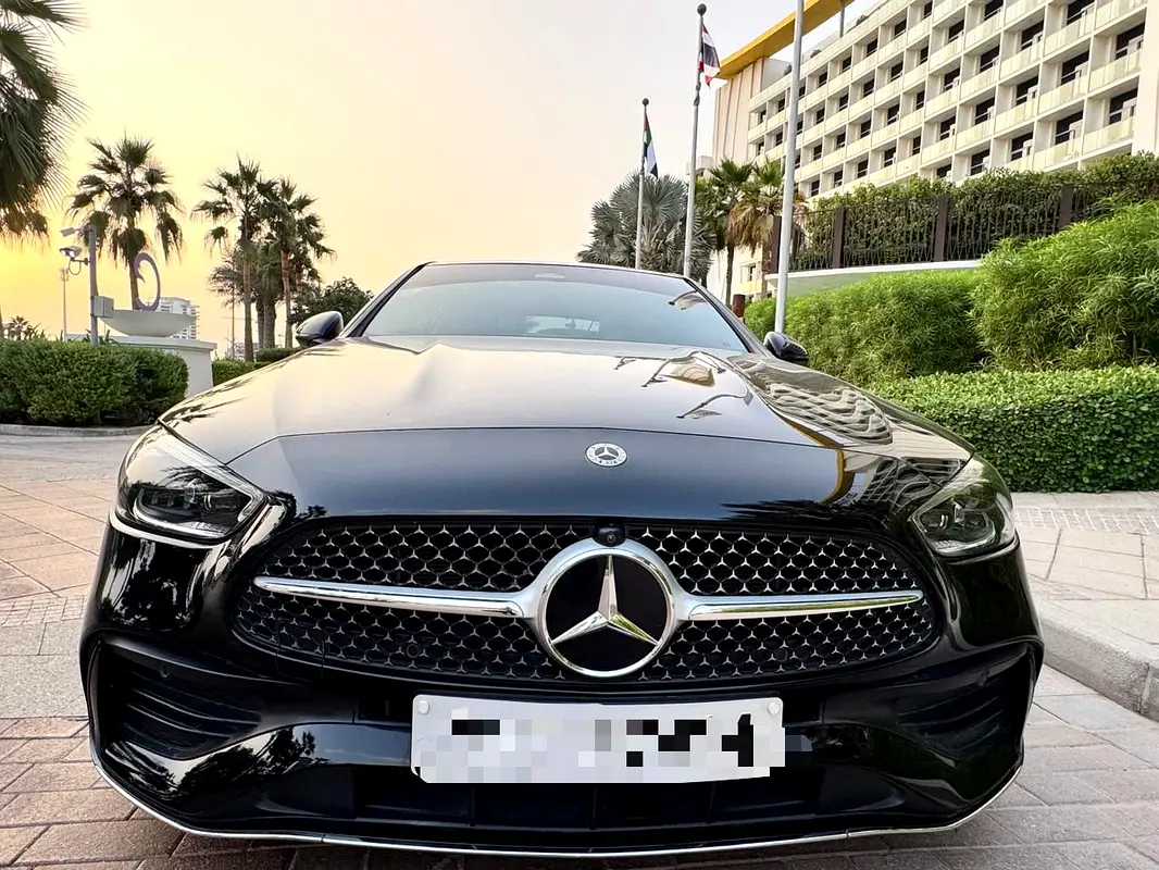 Mercedes-Benz C-Class 2024 — photo 1 of 13