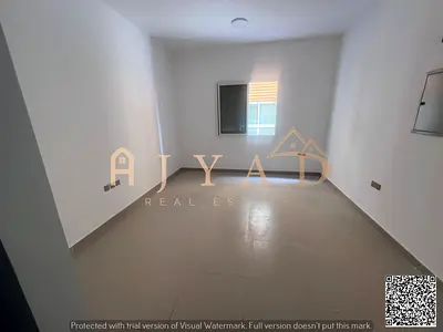 Apartment for Rent in Al Mowaihat 3 — Prime location close to all services. 🔹 Apartment Details: *