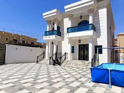 للايجار فيلا سكني تجاري في الروضه 1 خمس غرف ماستر ومجلس وصاله وغرفه خدامه