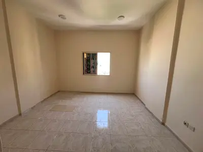 استديو واسع للإيجار في الراشدية 2