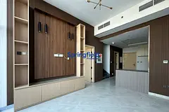 Spacious Unit | Ground Floor | Ready to Move In