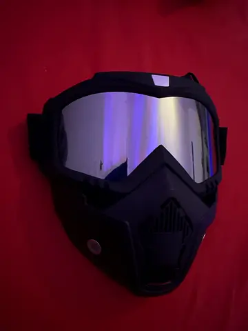 Anti air and sand mask for bike