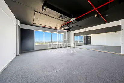 Spacious | Prime Location | Close to Bus Stop