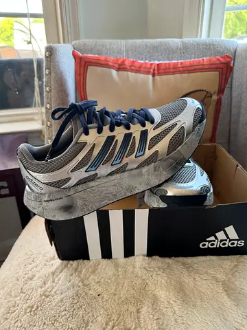 Adidas ADIZERO ARUKU charcoal solid gray size 40 2/3