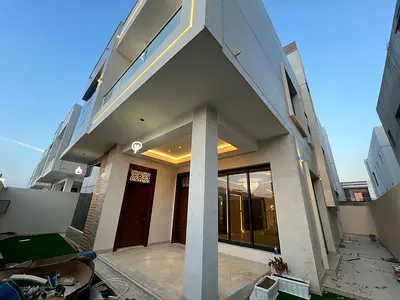 🏡 فيلا أول ساكن بالزاهية | 6 غرف ماستر + مجلس وصالة | تكييف مركزي | 130,000 درهم