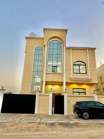 🏡 للإيجار فيلا في الحليو 2 – عجمان، أول ساكن، طرف، كهرباء مواطن.