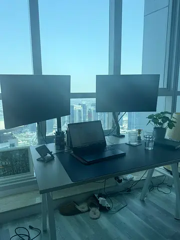 2 x Koorui Desktop Screens
