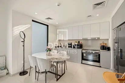 End Unit | Rented | Upgraded | Exclusive