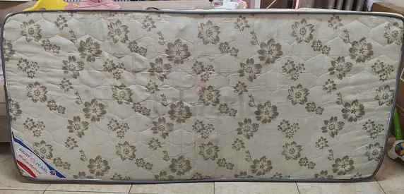 Single mattress (used) - good condition, floral pattern
