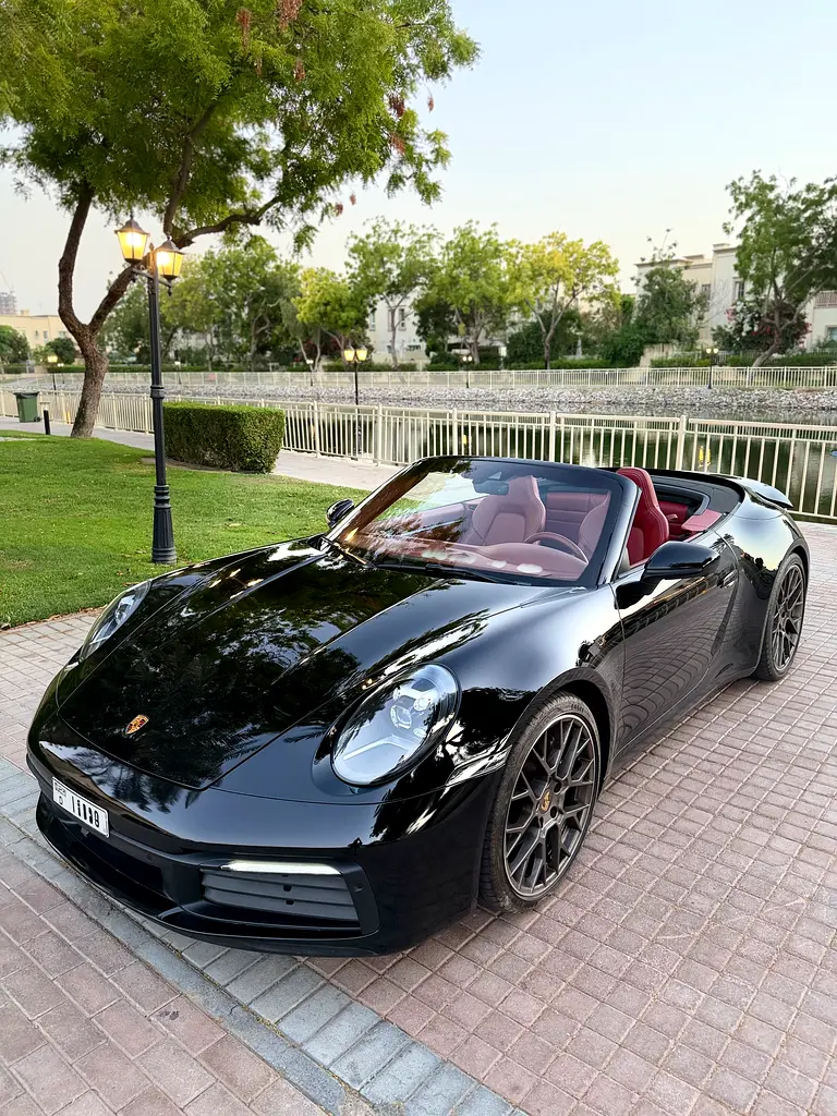 Porsche 911 2023 — photo 1 of 20