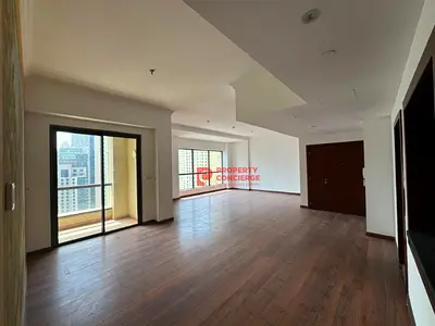 Spacious Unit | Unfurnished | Marina View