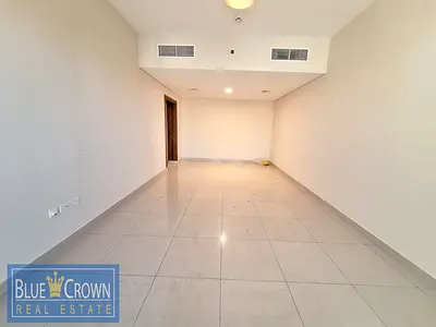 Iconic building !! 2 bhk !! No comission !! Limited offer