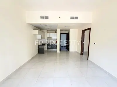 Ready to Move in I Spacious Unit I Multiple Cheques